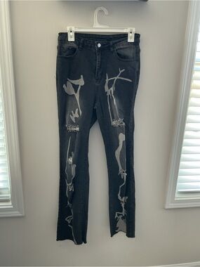 SHEIN Black Skinny Jeans with Light-Gray Spray Art